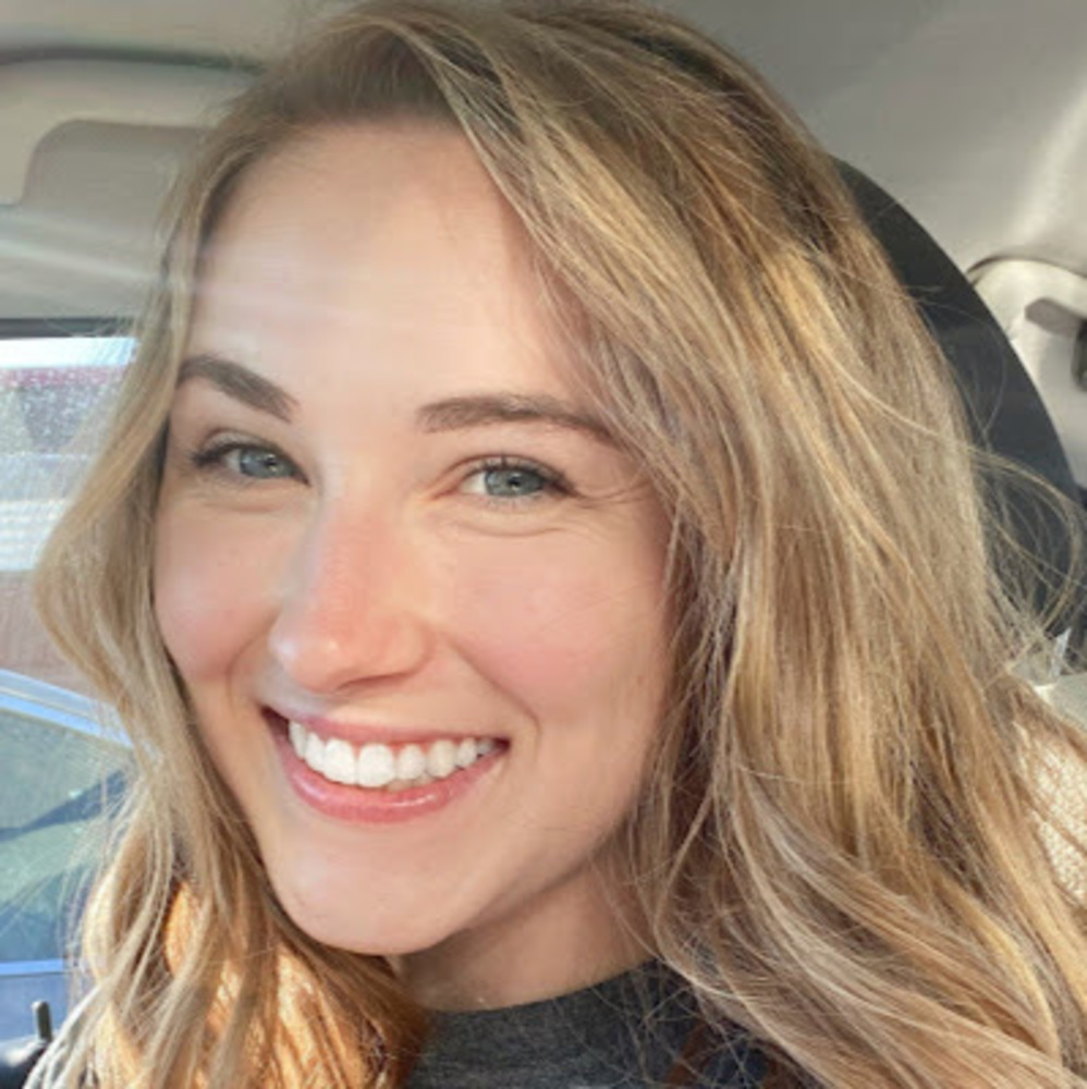 Meet your Posher, Caitie